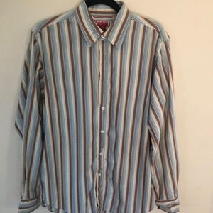 SZ ‘ Mens Long Sleeve Guess Button Down Shirt. EUC